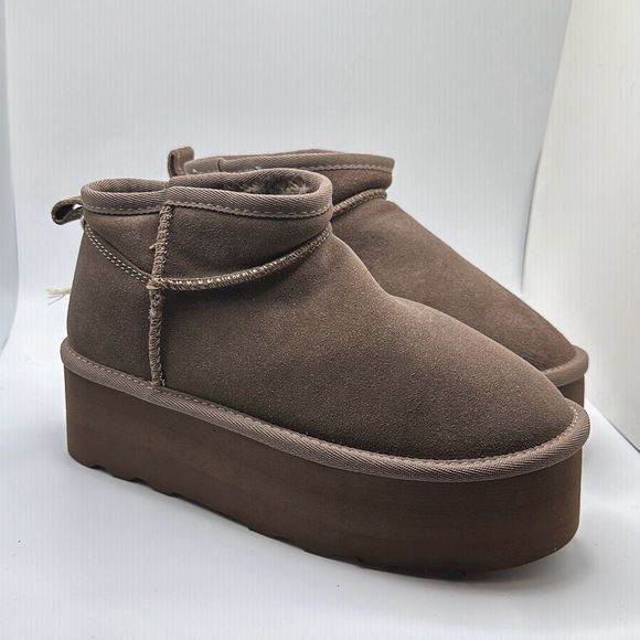 CUSHIONAIRE Women's Genuine Suede pull on platform boot +Memory Foam 6 TAUPE - Picture 1 of 7